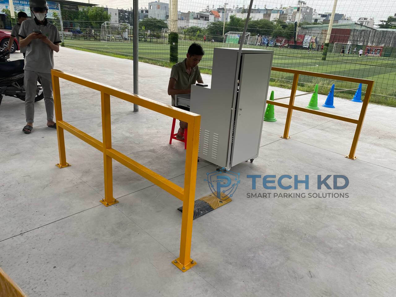 Hệ thống giữ xe thông minh bằng thẻ từ phiên bản cố định Hệ thống giữ xe thông minh bằng thẻ từ phiên bản cố định