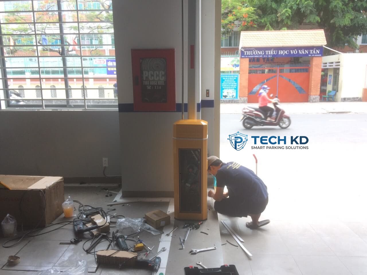 TechKD lắp đặt barie tự động chuyên nghiệp